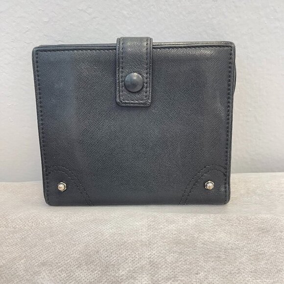 Salvatore Ferragamo Black Leather Bifold Wallet w/ Bamboo Gancini - Preowned - Picture 2 of 13